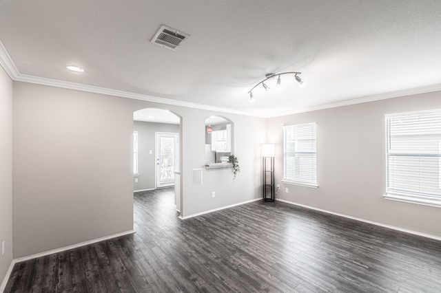 180 Onyx Lake DR, Kyle, TX 78640