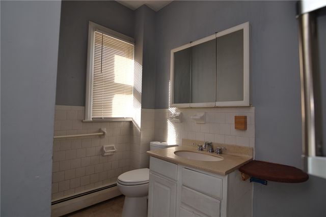 24 Arnold Street, Lincoln, RI 02865