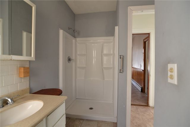 24 Arnold Street, Lincoln, RI 02865