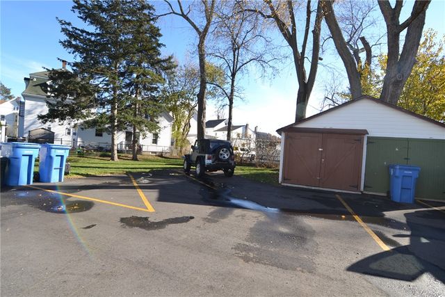 24 Arnold Street, Lincoln, RI 02865