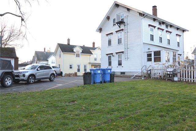 24 Arnold Street, Lincoln, RI 02865