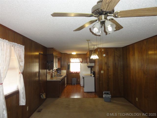 714 S Hickory Street, Nowata, OK 74048