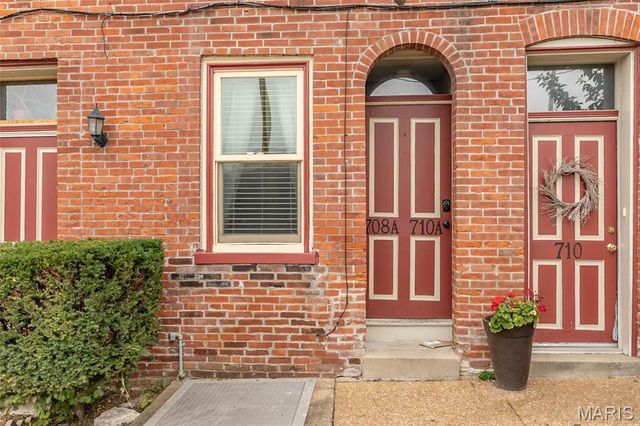 708 Soulard Street 708A, St Louis, MO 63104
