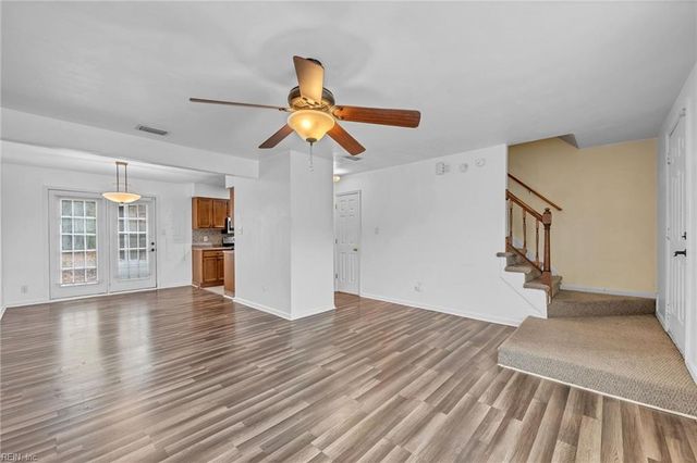 809 Huntly DR, Chesapeake, VA 23320