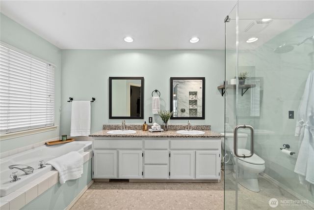 3249 Lois Lane, Enumclaw, WA 98022