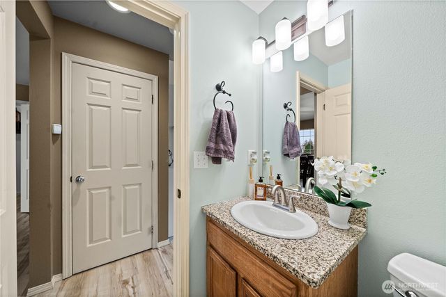 3249 Lois Lane, Enumclaw, WA 98022