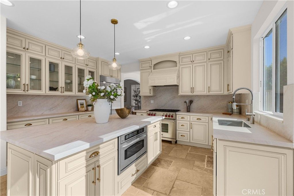 48 Parkcrest, Irvine, CA 92620 — photo 2