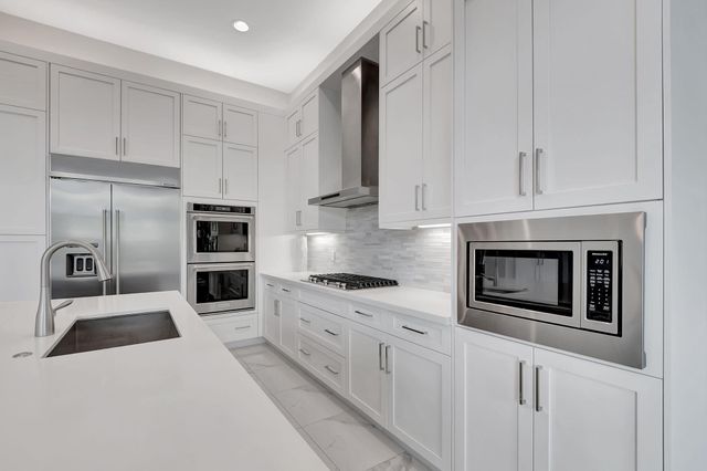 9035 Dulcetto Court, Boca Raton, FL 33496
