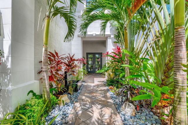 9035 Dulcetto Court, Boca Raton, FL 33496