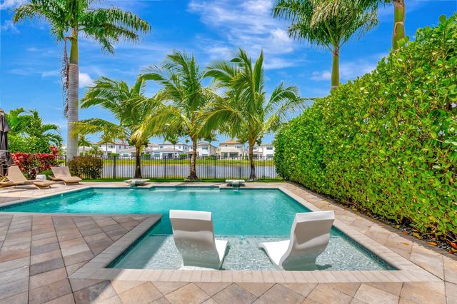 9035 Dulcetto Court, Boca Raton, FL 33496