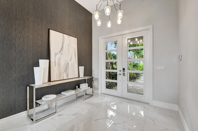 9035 Dulcetto Court, Boca Raton, FL 33496