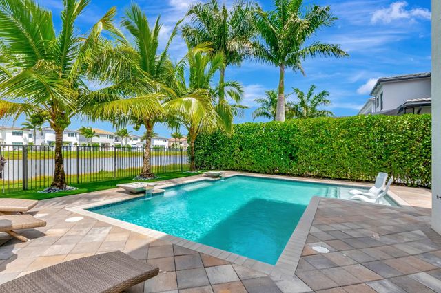 9035 Dulcetto Court, Boca Raton, FL 33496