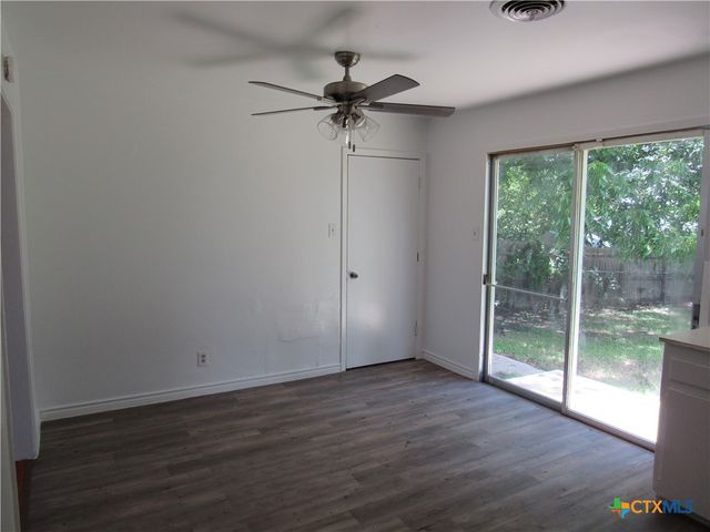 1200 Jefferies Avenue, Killeen, TX 76543