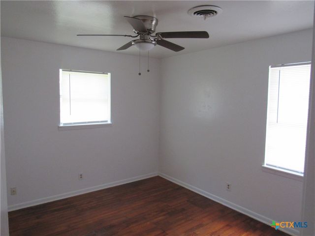 1200 Jefferies Avenue, Killeen, TX 76543