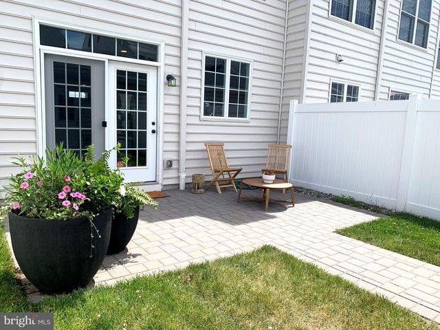 607 W MULBERRY ST, Kennett Square, PA 19348