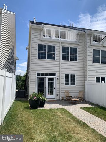 607 W MULBERRY ST, Kennett Square, PA 19348