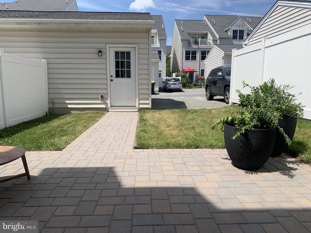 607 W MULBERRY ST, Kennett Square, PA 19348