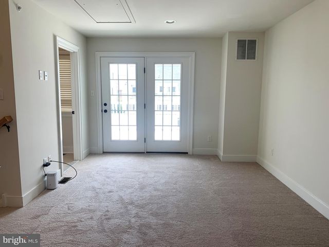 607 W MULBERRY ST, Kennett Square, PA 19348
