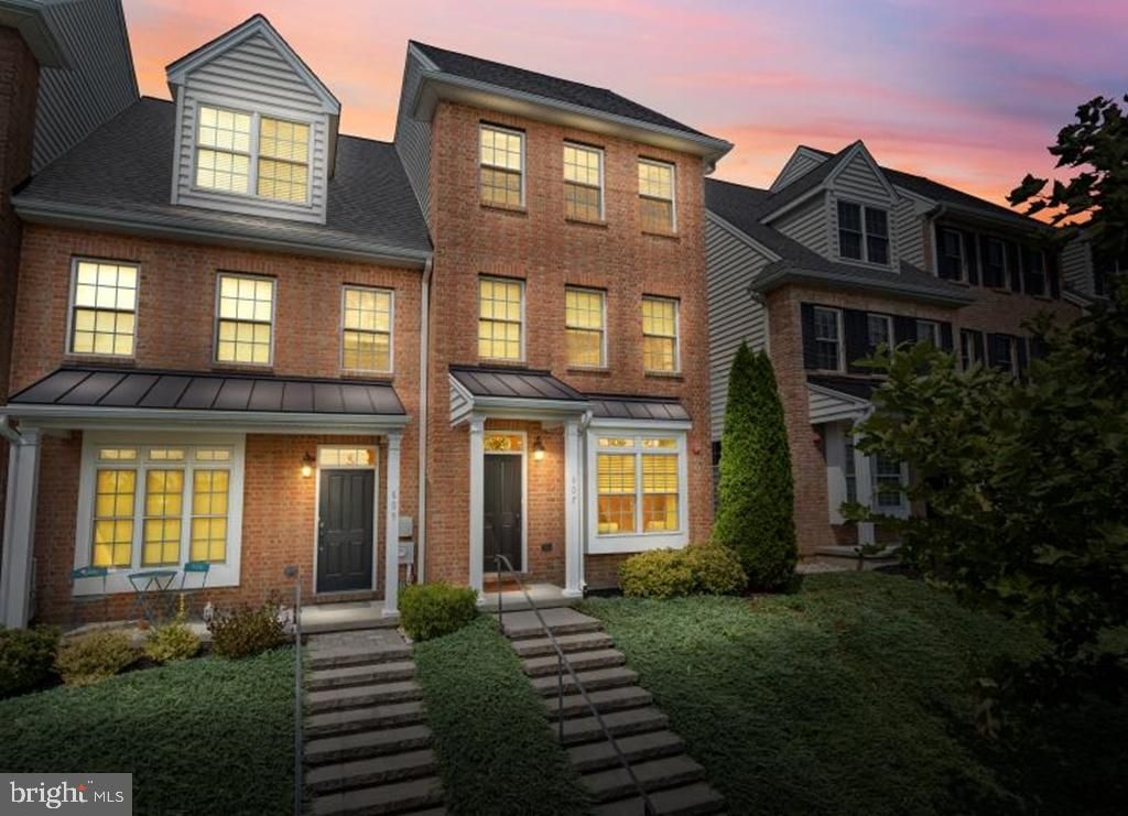607 W MULBERRY ST, Kennett Square, PA 19348