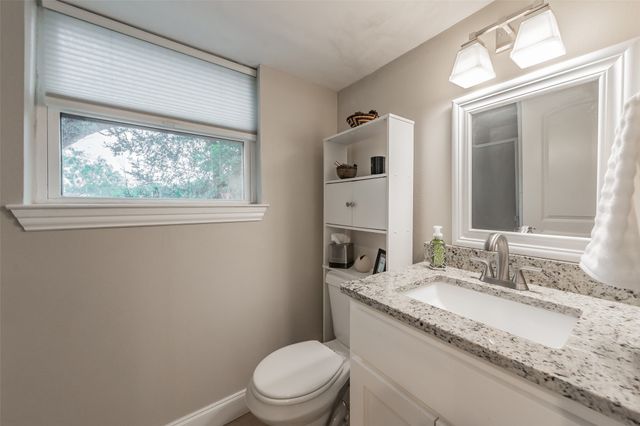 2517 Country Place, Carrollton, TX 75006