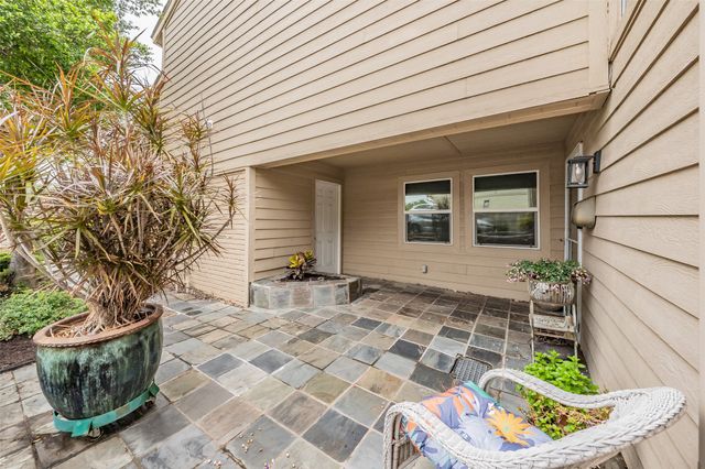 2517 Country Place, Carrollton, TX 75006