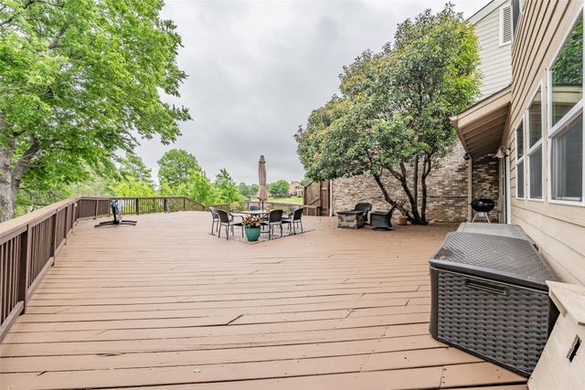 2517 Country Place, Carrollton, TX 75006