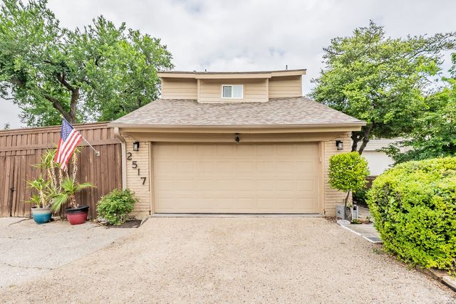 2517 Country Place, Carrollton, TX 75006