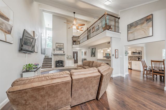 2517 Country Place, Carrollton, TX 75006