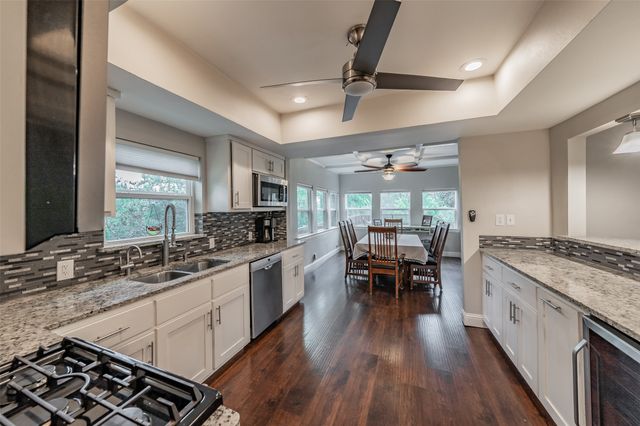 2517 Country Place, Carrollton, TX 75006