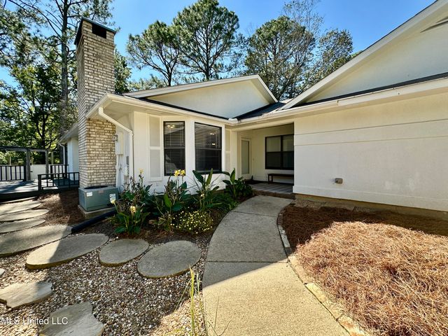 157 Caribbean Cove, Clinton, MS 39056