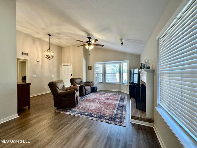 157 Caribbean Cove, Clinton, MS 39056