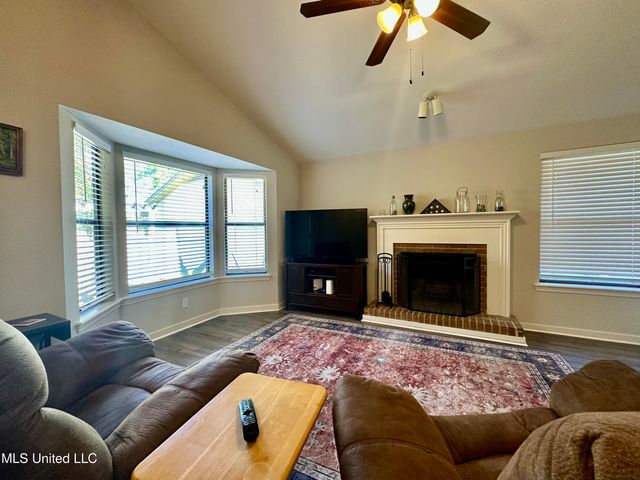 157 Caribbean Cove, Clinton, MS 39056