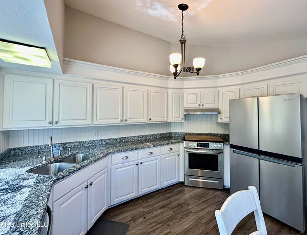 157 Caribbean Cove, Clinton, MS 39056