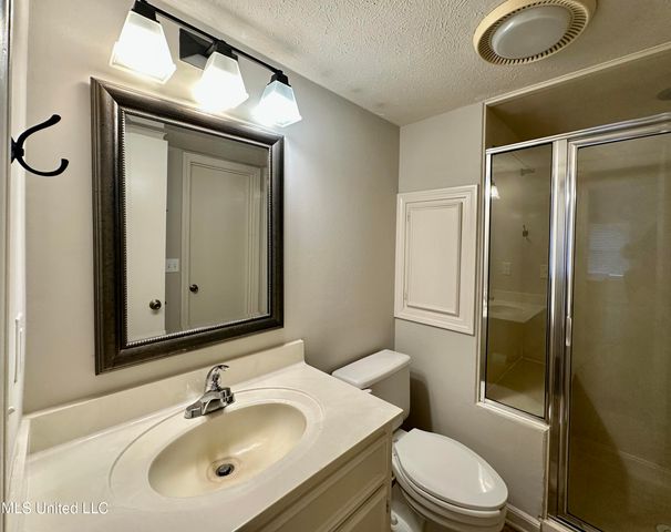157 Caribbean Cove, Clinton, MS 39056