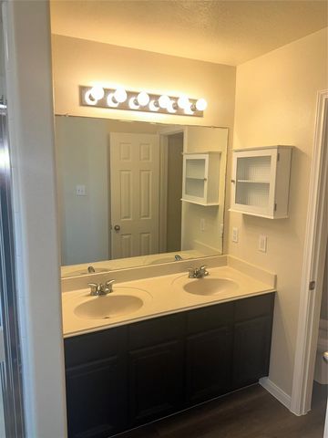 6526 Dogwood Park Lane, Katy, TX 77449