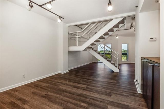 587 Virginia Avenue NE 605, Atlanta, GA 30306