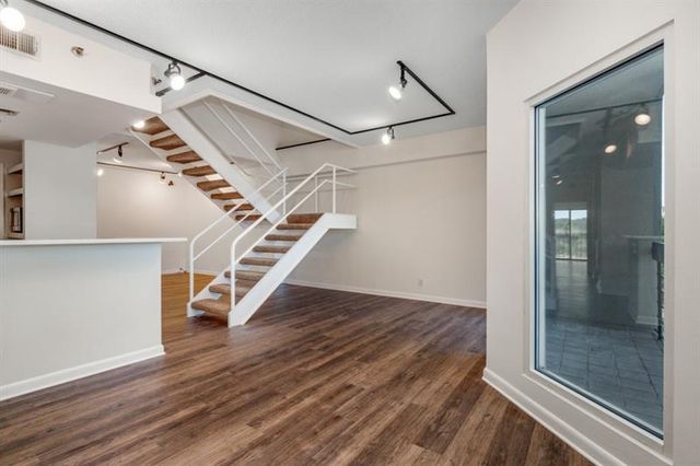 587 Virginia Avenue NE 605, Atlanta, GA 30306