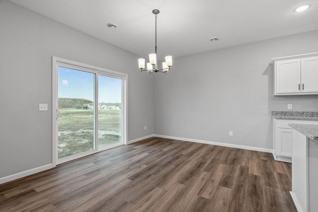 1606 191st Avenue NE, East Bethel, MN 55011