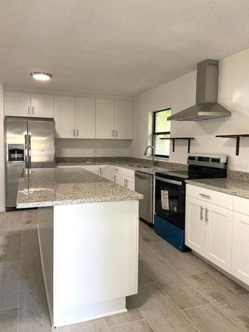 1612 E 33RD AVENUE, Tampa, FL 33610