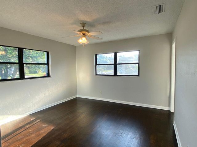 1612 E 33RD AVENUE, Tampa, FL 33610