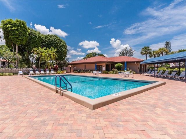 21559 Cypress Hammock Dr 44J, Boca Raton, FL 33428