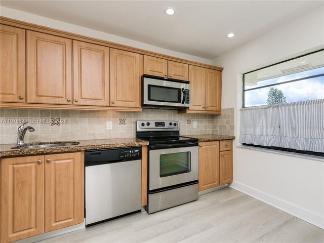 21559 Cypress Hammock Dr 44J, Boca Raton, FL 33428