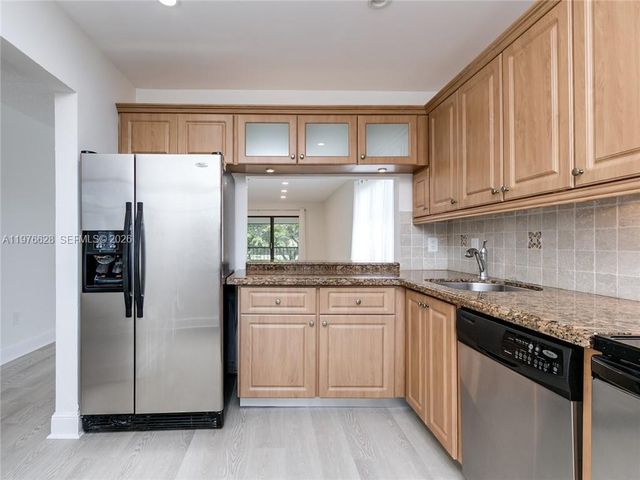 21559 Cypress Hammock Dr 44J, Boca Raton, FL 33428