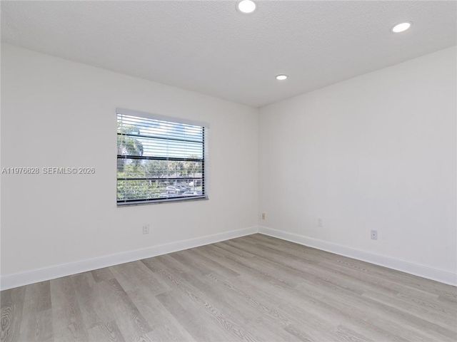 21559 Cypress Hammock Dr 44J, Boca Raton, FL 33428