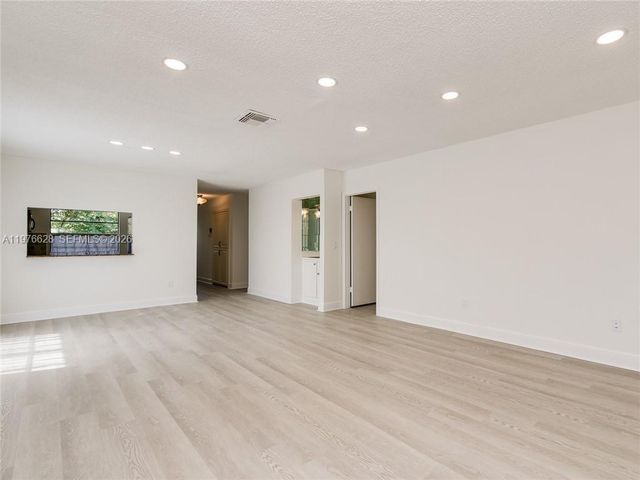 21559 Cypress Hammock Dr 44J, Boca Raton, FL 33428