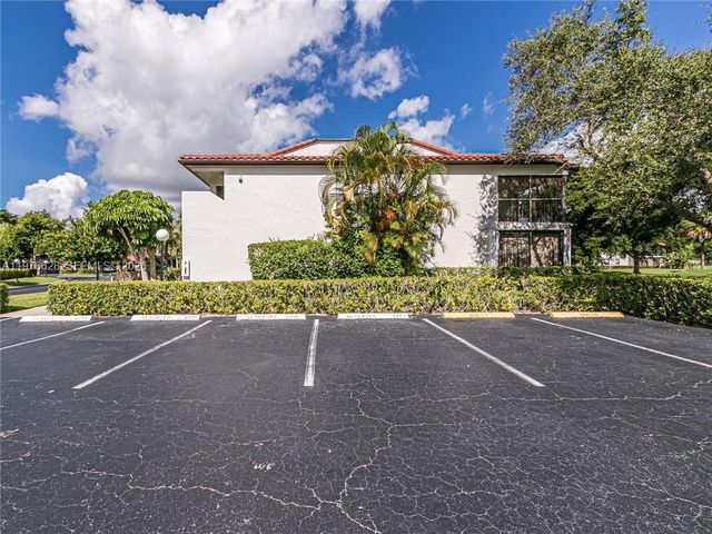 21559 Cypress Hammock Dr 44J, Boca Raton, FL 33428