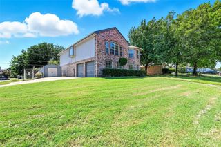 3307 Meadowview Drive, Corinth, TX 76210
