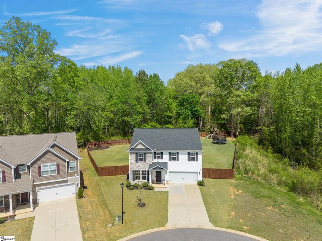 727 Chesterfield Court, Boiling Springs, SC 29316