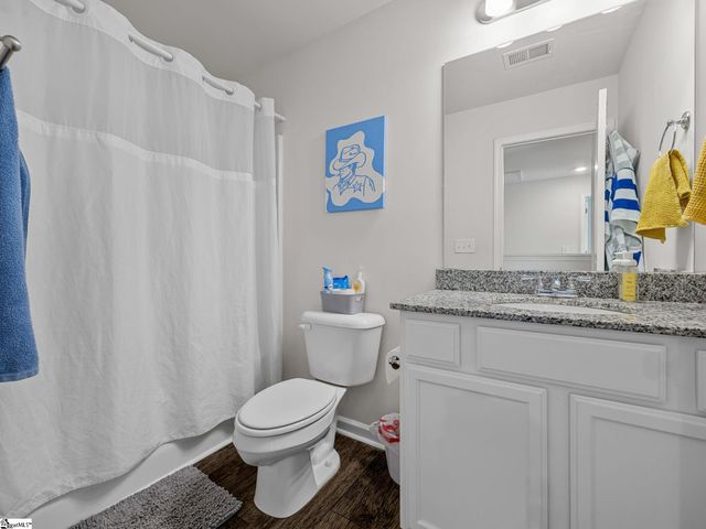 727 Chesterfield Court, Boiling Springs, SC 29316