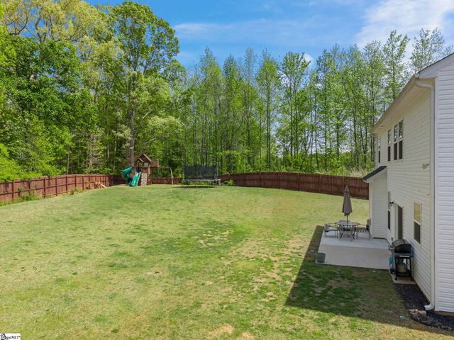 727 Chesterfield Court, Boiling Springs, SC 29316